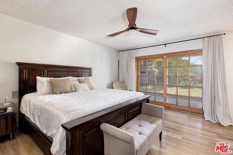 Tiny photo for 4151 Terraza Drive, Los Angeles, CA 90008 (MLS # 25618005)