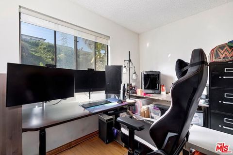 Tiny photo for 4151 Terraza Drive, Los Angeles, CA 90008 (MLS # 25618005)