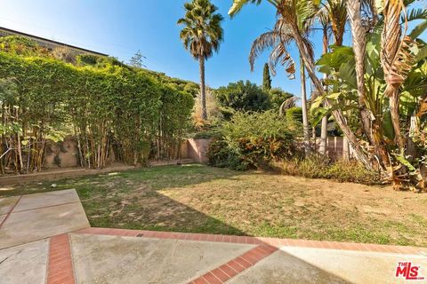 Tiny photo for 4151 Terraza Drive, Los Angeles, CA 90008 (MLS # 25618005)