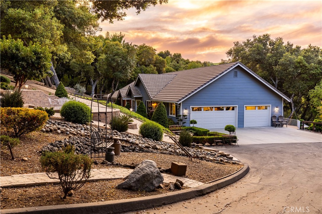 9200 Santa Cruz Road