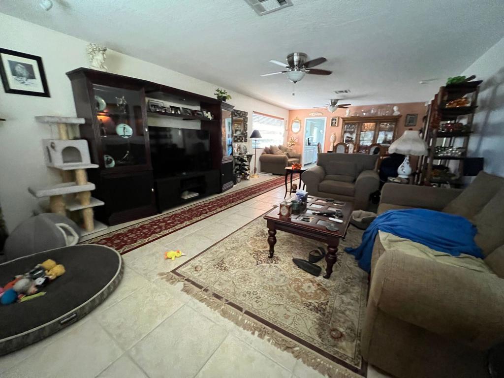 11725 Ambrosio Drive