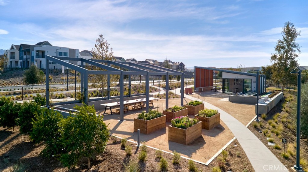 Jewel at Valencia - Residential