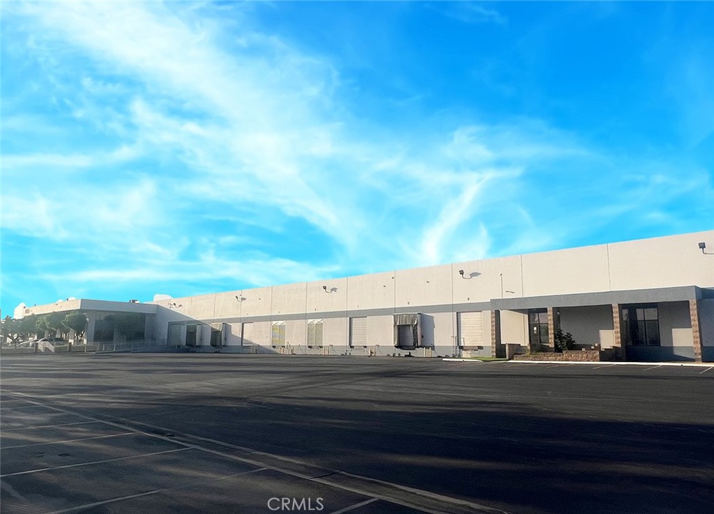 - Commercial Lease