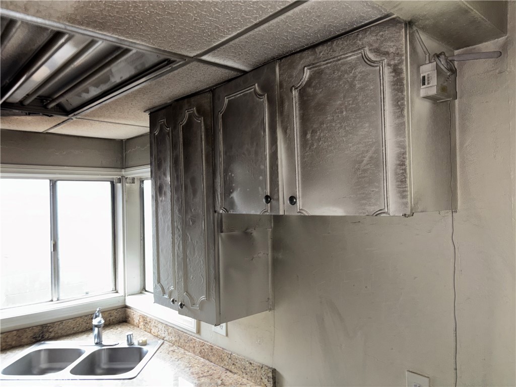 6917 Matilija Avenue