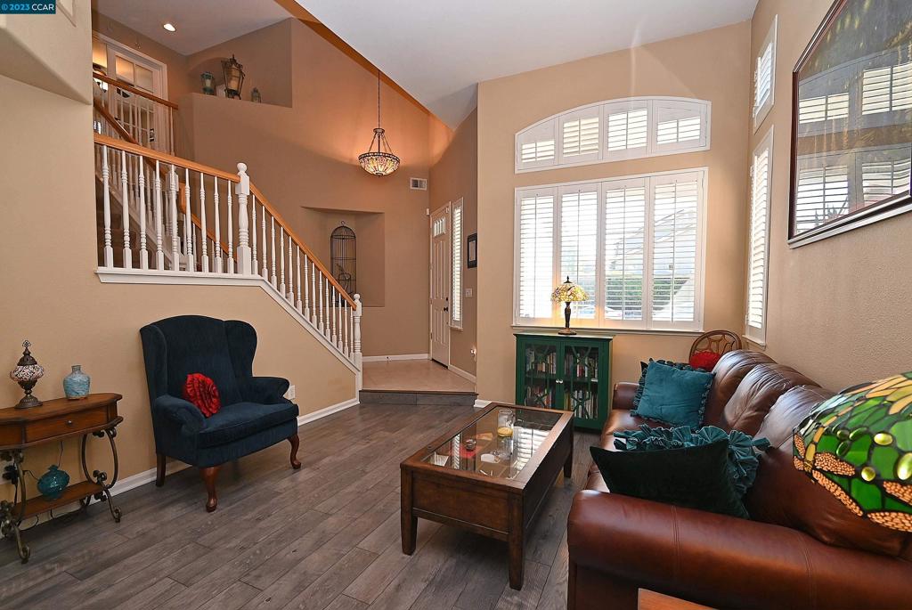 GREYSTONE RANCH - Residential