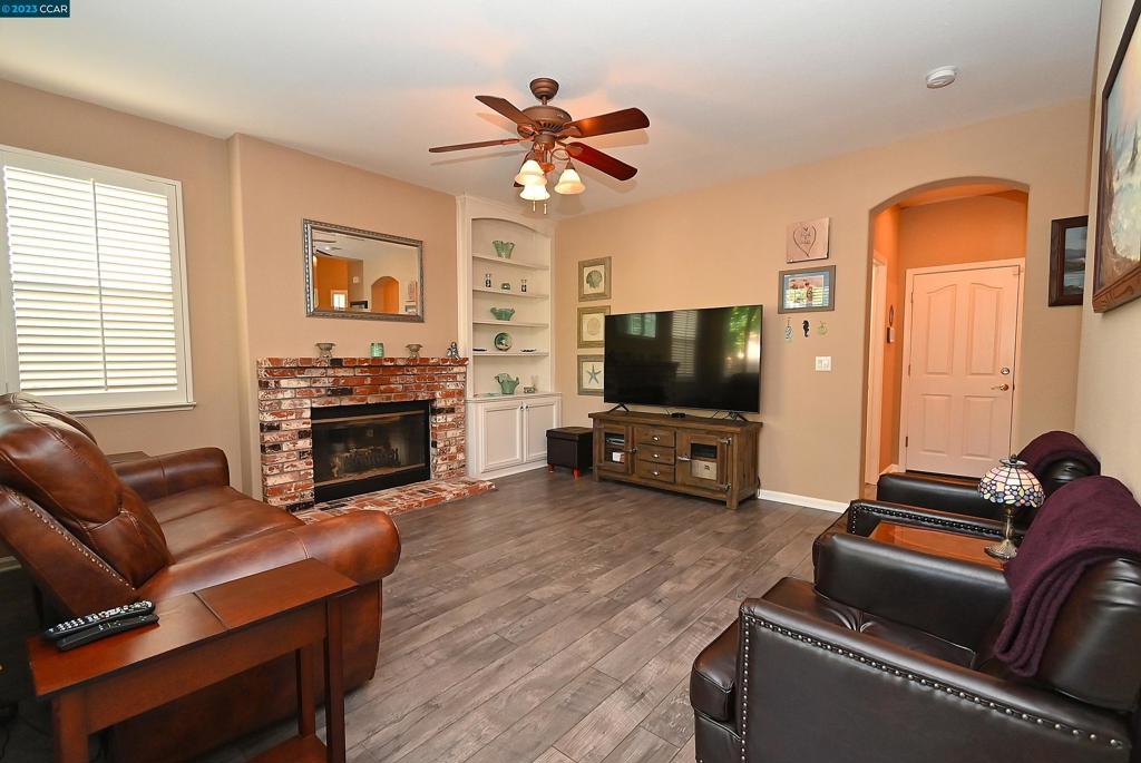 GREYSTONE RANCH - Residential