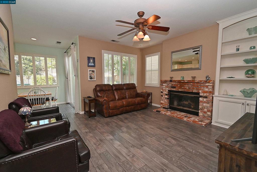 GREYSTONE RANCH - Residential