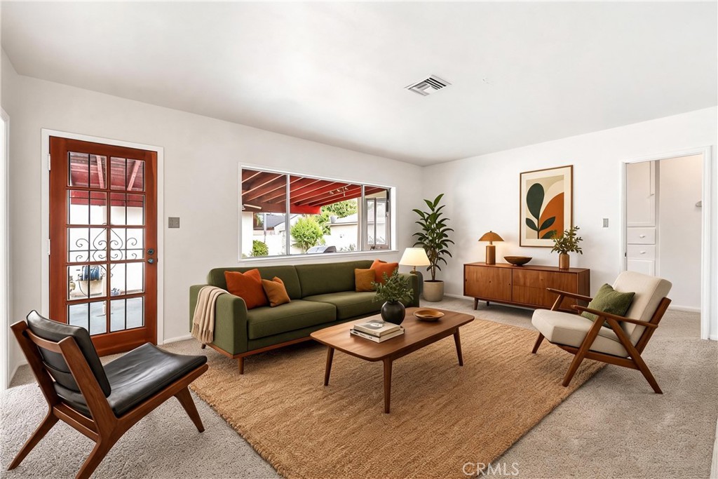836 N 10th