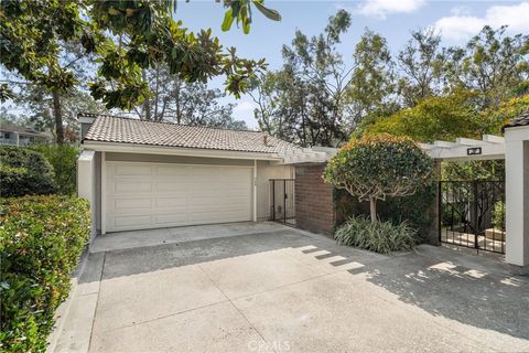 Photo of 1 Misty Meadow #30 Mdw, Irvine, CA 92612 (MLS # PW25252313)