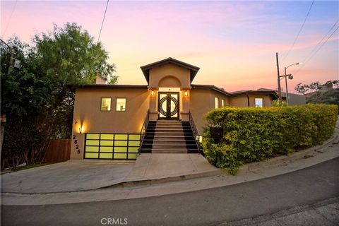 2625 Hargrave Los Angeles CA 90068