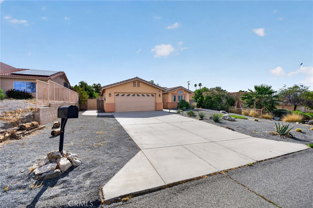 12828 Miracle Hill