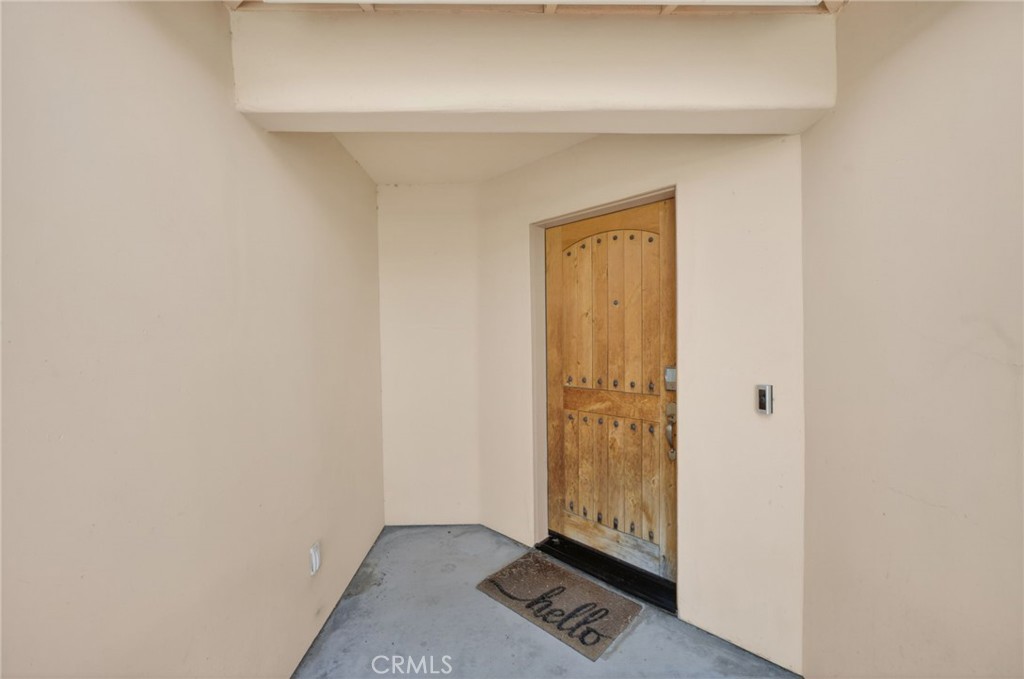 12828 Miracle Hill