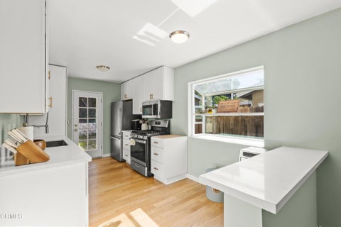 Tiny photo for 2942 Apache Avenue, Ventura, CA 93001 (MLS # V1-37228)