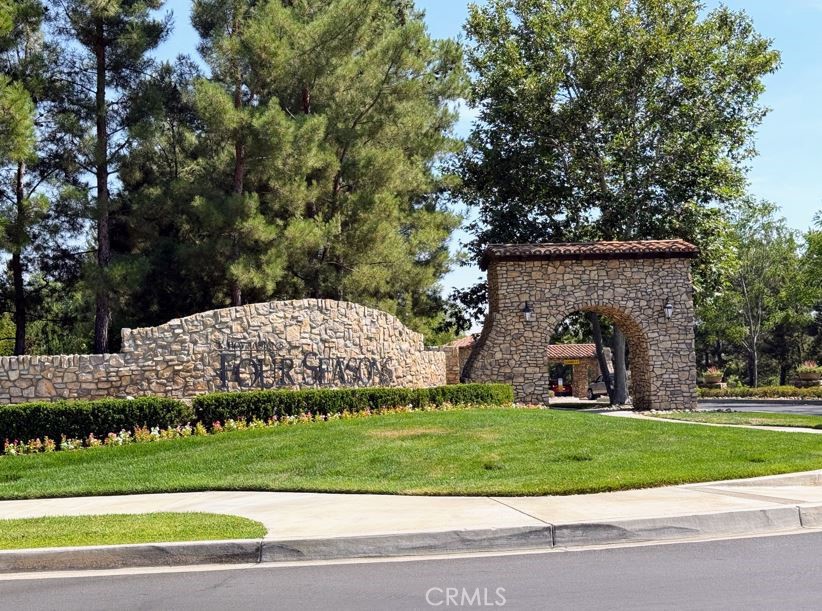 1576 Lindsey Peak