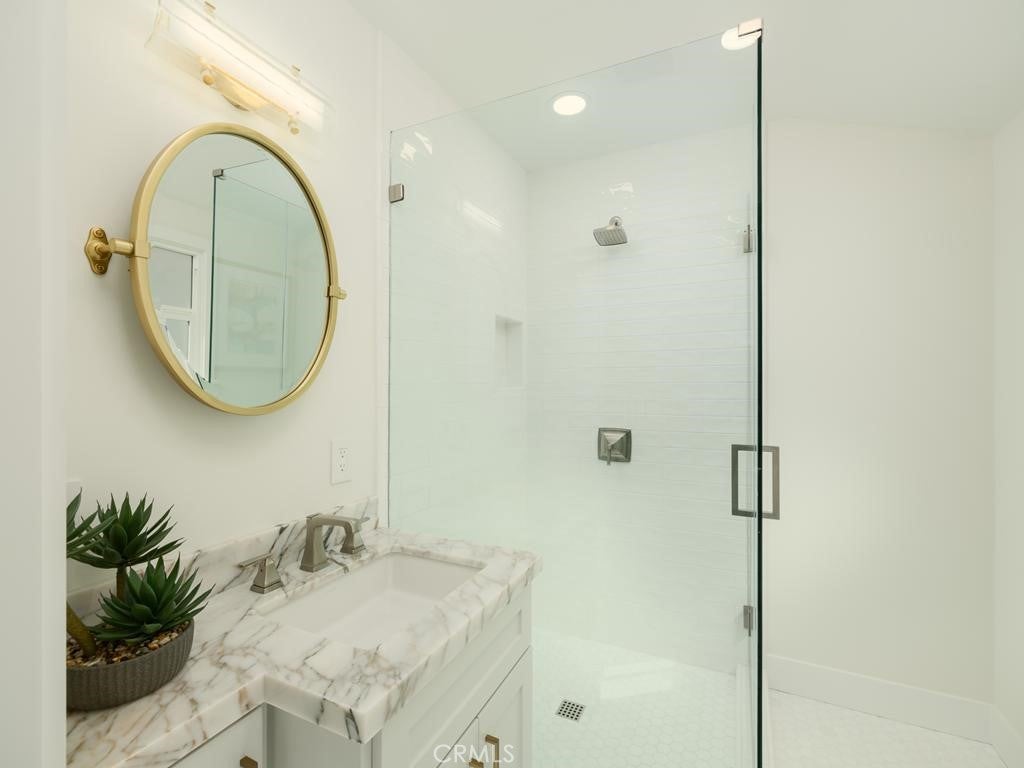 2715 Cove, Corona Del Mar CA 92625 - Photo 11