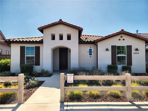Photo of 2337 Clubhouse Drive, Paso Robles, CA 93446 (MLS # NS26097925)