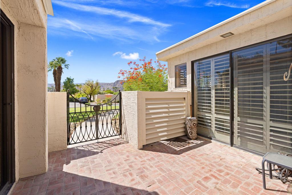 128 Desert West Drive