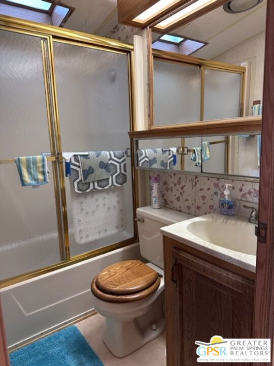 Desert Shadows Rv Re - Residential Lease