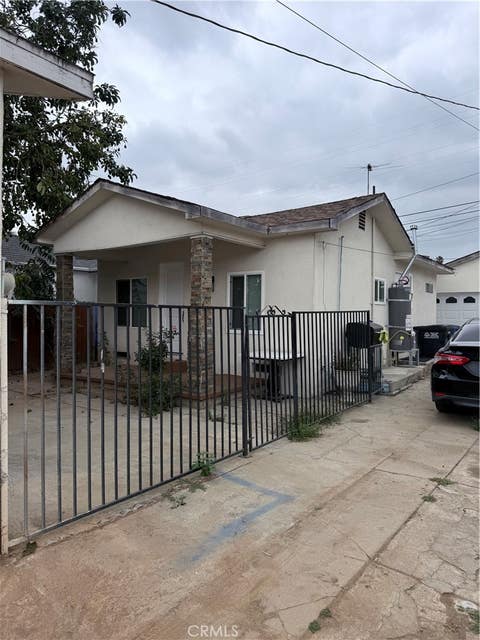 Photo of 943 S Ford BLVD, Los Angeles, CA 90022 (MLS # DW26153826)
