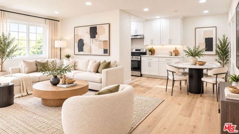 Photo of 835 S Sherbourne Drive #5, Los Angeles, CA 90035 (MLS # 26992399)