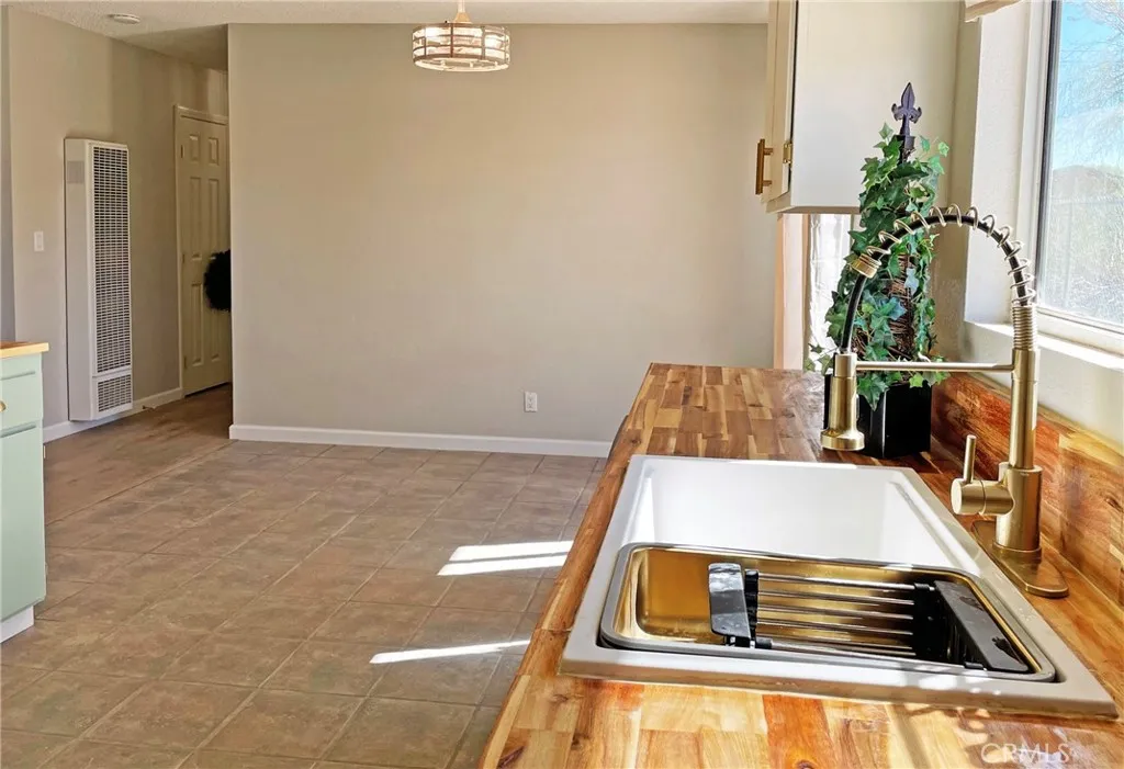 29 Palms, California 92277, United States, 3 Bedrooms Bedrooms, ,2 BathroomsBathrooms,Residential,Active,229562