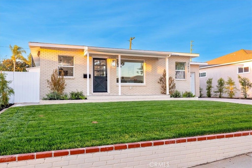 Photo of 2617 Alvord Lane, Redondo Beach, CA 90278 (MLS # IG25241065)