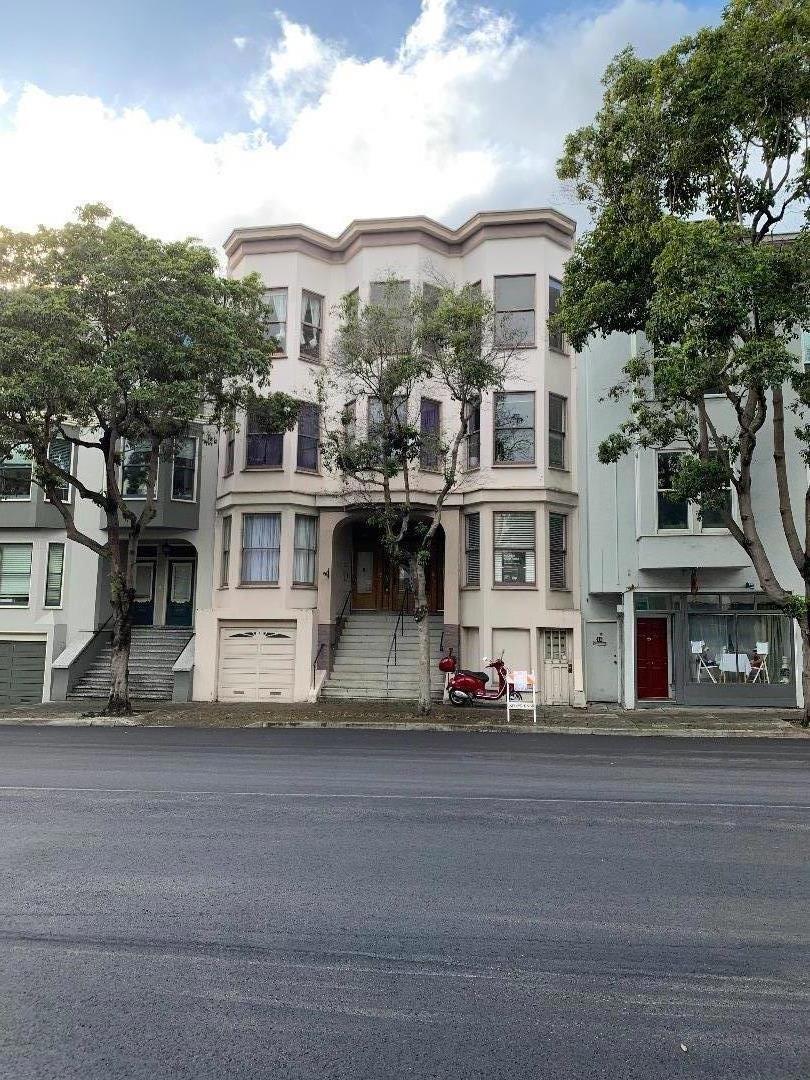 1822 Sanchez Street