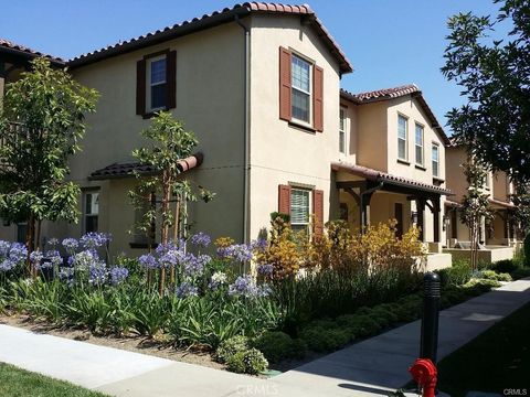 Photo of 860 E Mountain Way #B, Azusa, CA 91702 (MLS # WS26101786)