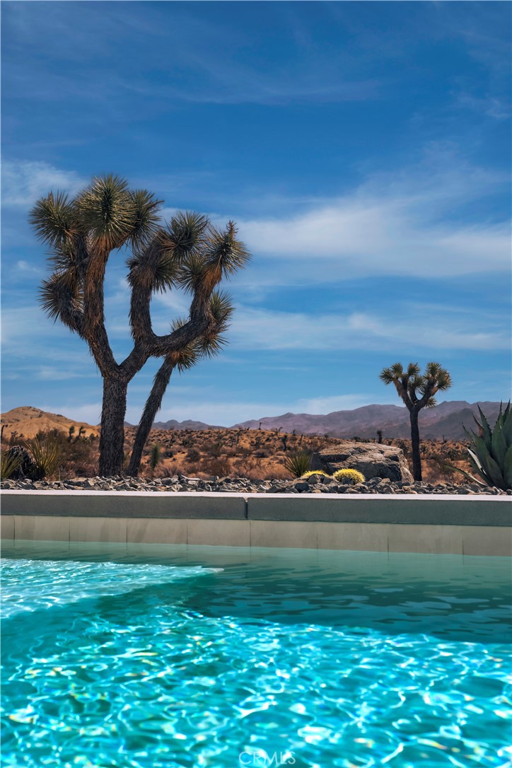 59425 Sun Mesa Road