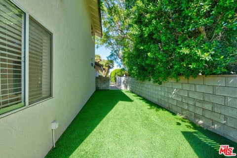 Tiny photo for 68237 Risueno Road, Cathedral City, CA 92234 (MLS # 26104676)