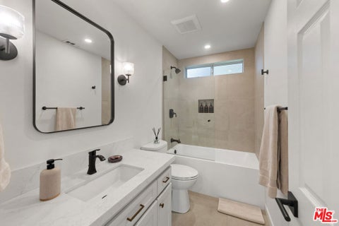 Tiny photo for 68237 Risueno Road, Cathedral City, CA 92234 (MLS # 26104676)