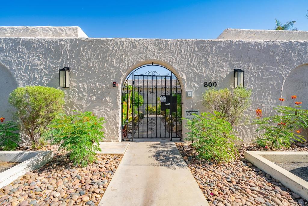 800 E Cottonwood Road