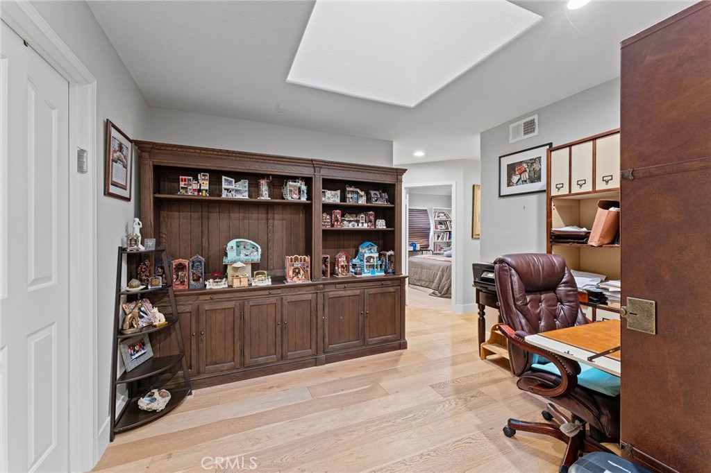 Oakmont (OM) - Residential