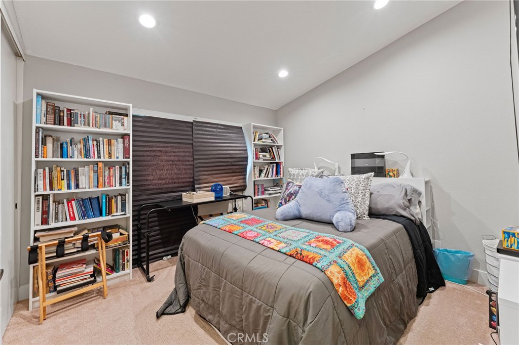 Oakmont (OM) - Residential