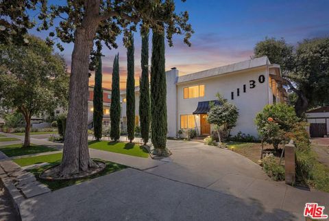 Photo of 11130 Huston Street, North Hollywood, CA 91601 (MLS # 26841001)