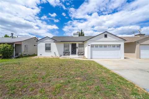 Photo of 4247 Jerry Avenue, Baldwin Park, CA 91706 (MLS # CV26088583)