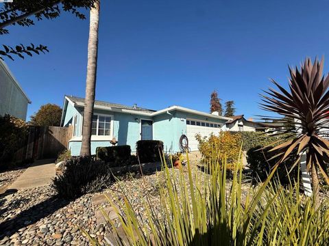 Photo of 250 Jacaranda Dr, Hayward, CA 94544 (MLS # 41116481) Photo of 250 Jacaranda Dr, Hayward, CA 94544 (MLS # 41116481)