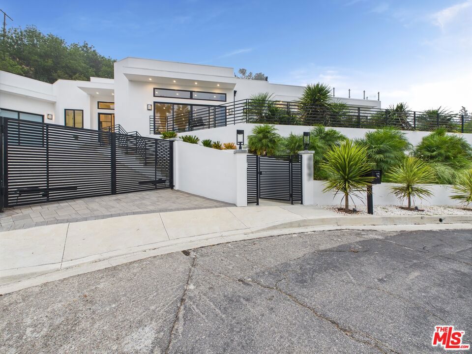 Properties 4 4637 Dunas Lane