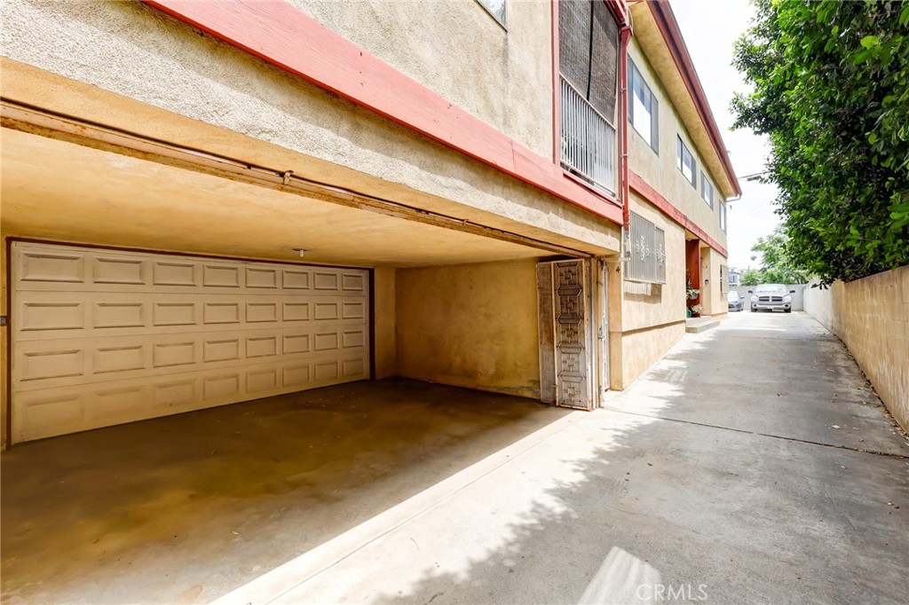 Properties 4 728 E Kensington Road