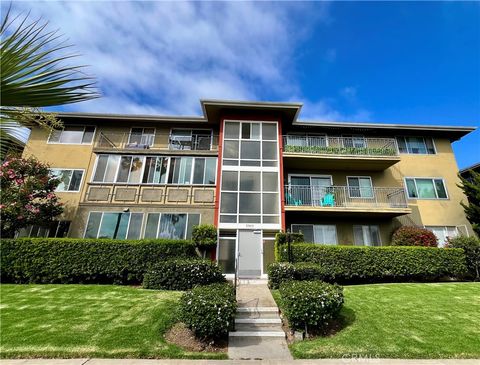 5363 La Jolla Boulevard 44 La Jolla CA 92037