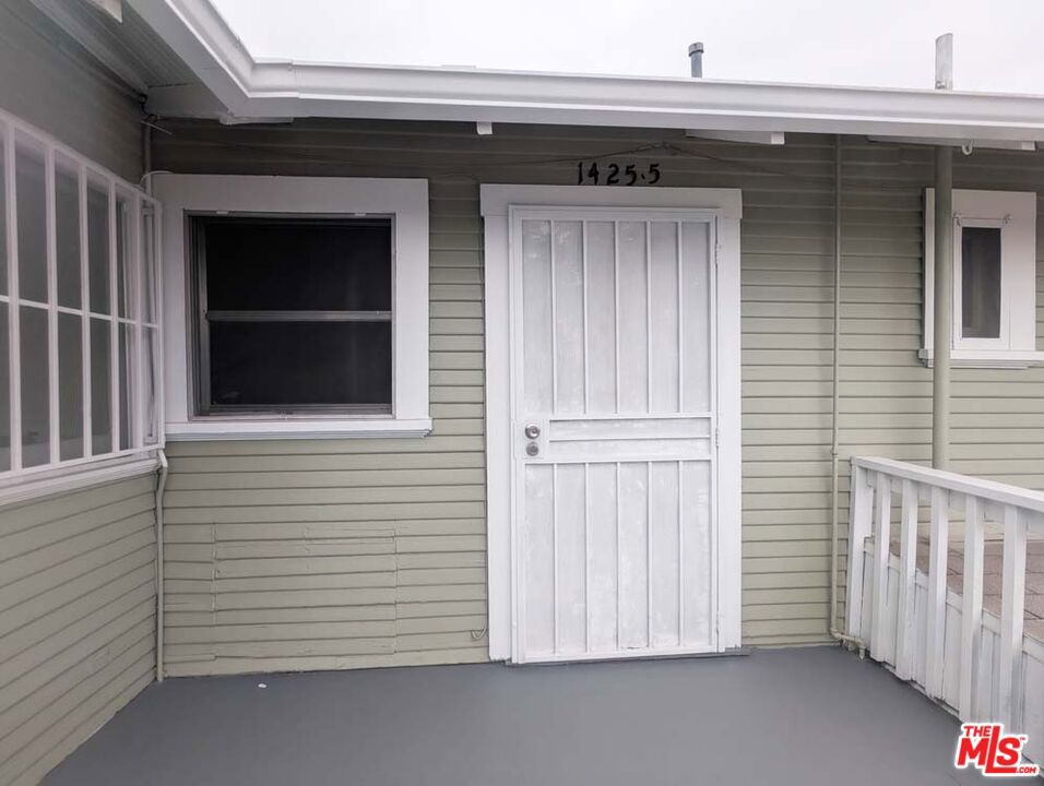 Newly Rehabbed Large 2-Bedroom 1 bath Upper Front Unit with In-Unit Washer & Dryer in Historic Angelino Heights! Step into a perfect balance of historic charm and modern upgrades in this spacious (approx. 1,000 SF) newly rehabbed 2-bedroom 1-bath, upstairs unit, located in historic Angelino Heights, Los Angeles' oldest historic preservation zone, renowned for its rich concentration of Victorian and Colonial Revival architecture. This bright and airy front-facing unit welcomes you with an open-concept living and dining area and beautiful original hardwood floors throughout. Both bedrooms are good size and offer natural light and air throughout. One of the bedrooms has a huge walk-in closet. Bathroom is quipped with an oversized cast-iron tub, and the kitchen comes equipped with a brand-new gas range, and stainless steel refrigerator. Separate laundry room with brand new washer and dryer, and additional storage space. Enjoy views of the Hollywood Sign from your porch. Major upgrades done to the property, include but not limited to, electrical wiring, plumbing, gas lines, exterior repairs and fresh new exterior paint. Just minutes from Echo Park Lake, Dodger Stadium, and the natural beauty of Elysian Park's hiking trails. The neighborhood is a haven for foodies, offering everything from pupusas and tacos to beloved local spots like Guisados, Little Joy, and Quarter Sheets Pizza, all just minutes away by foot. With a perfect mix of historic charm, walkable amenities, and a lively community, this apartment offers a true LA living experience.