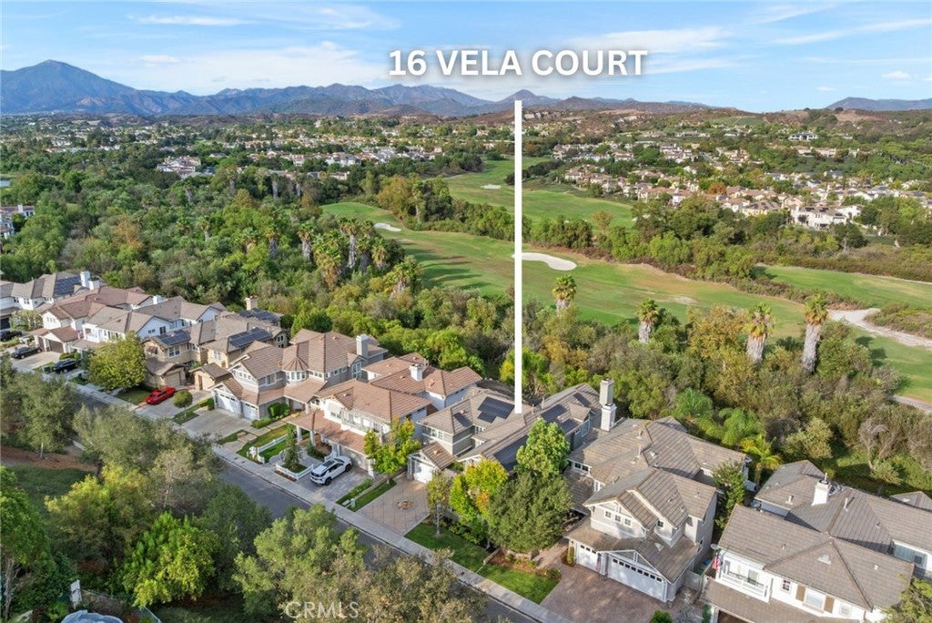 16 Vela Court