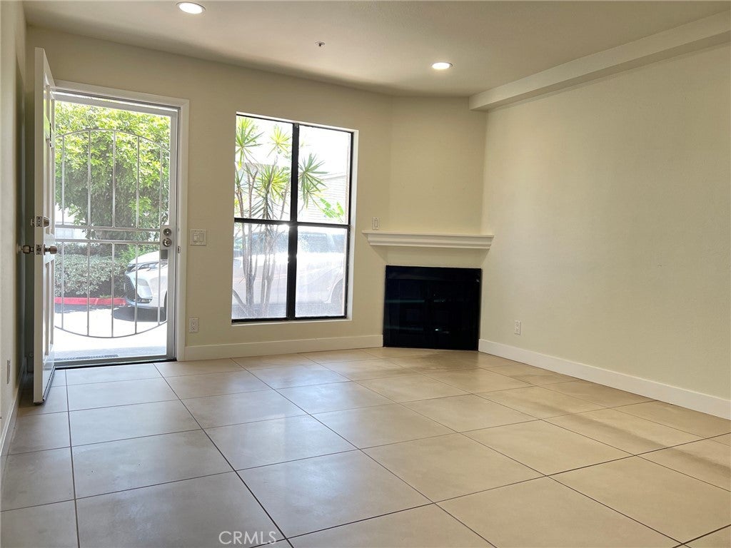 4018 W 5th St k, Santa Ana CA 92703