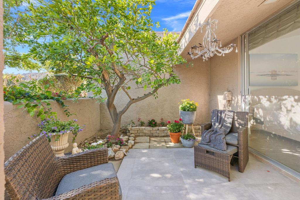 48955 Mariposa Drive