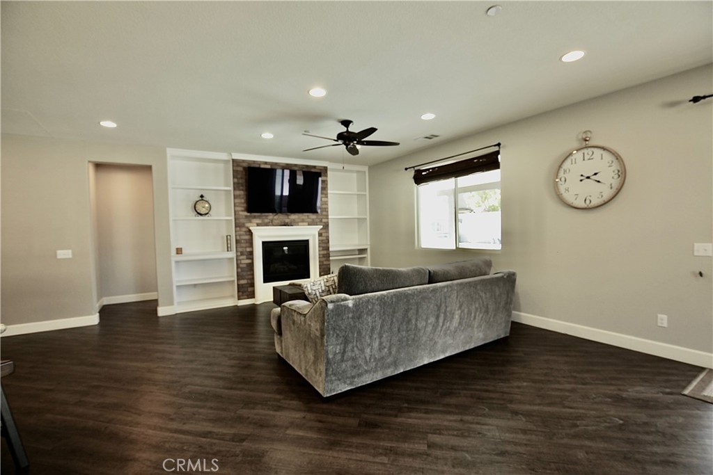 31811 Reinhardt Court