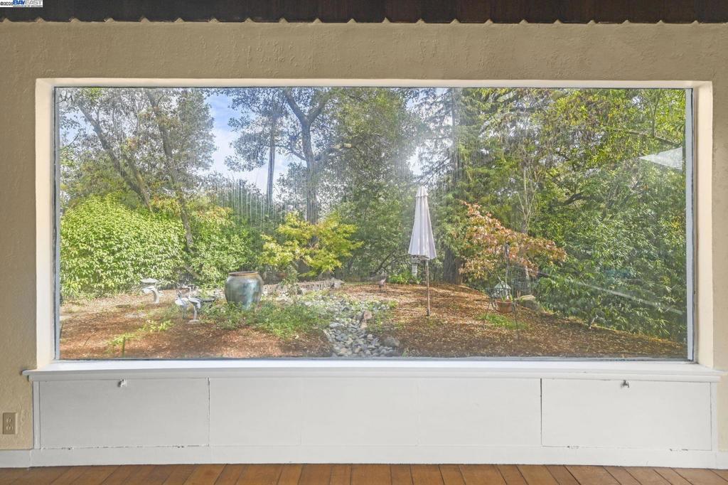 LAFAYETTE HILLS - Residential