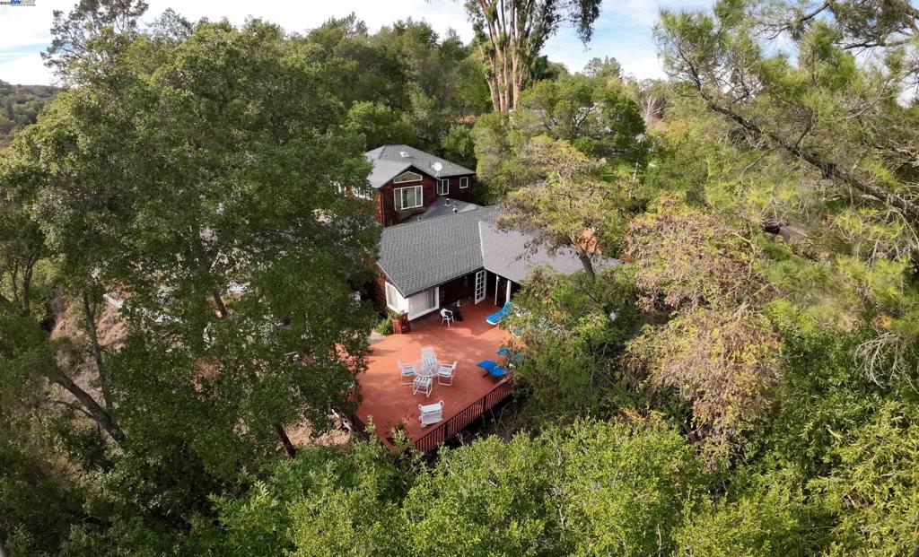 LAFAYETTE HILLS - Residential