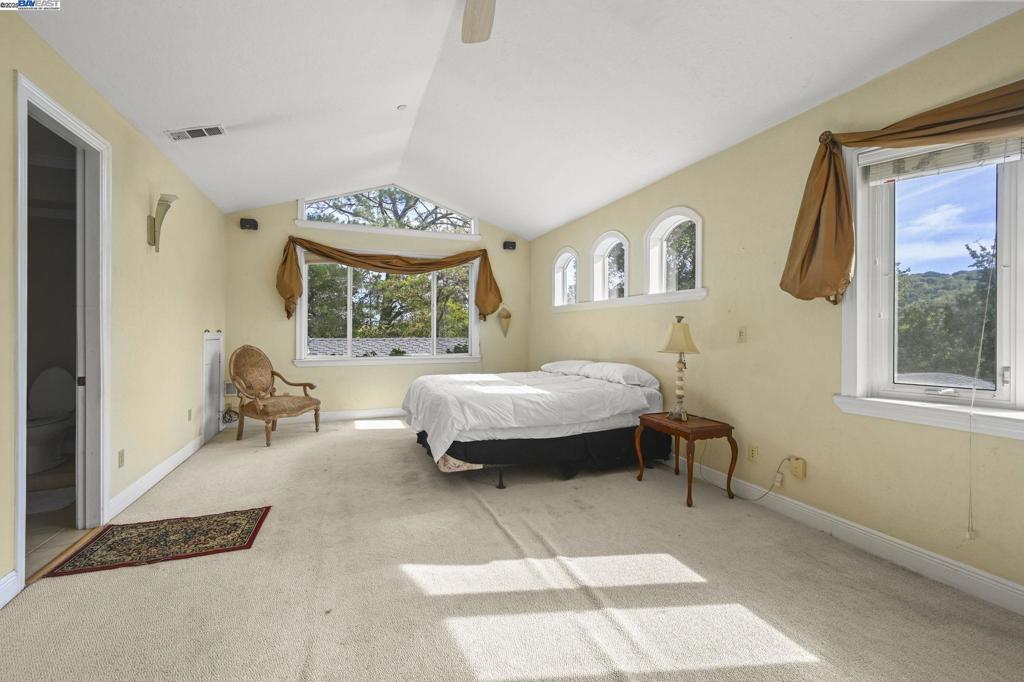 LAFAYETTE HILLS - Residential