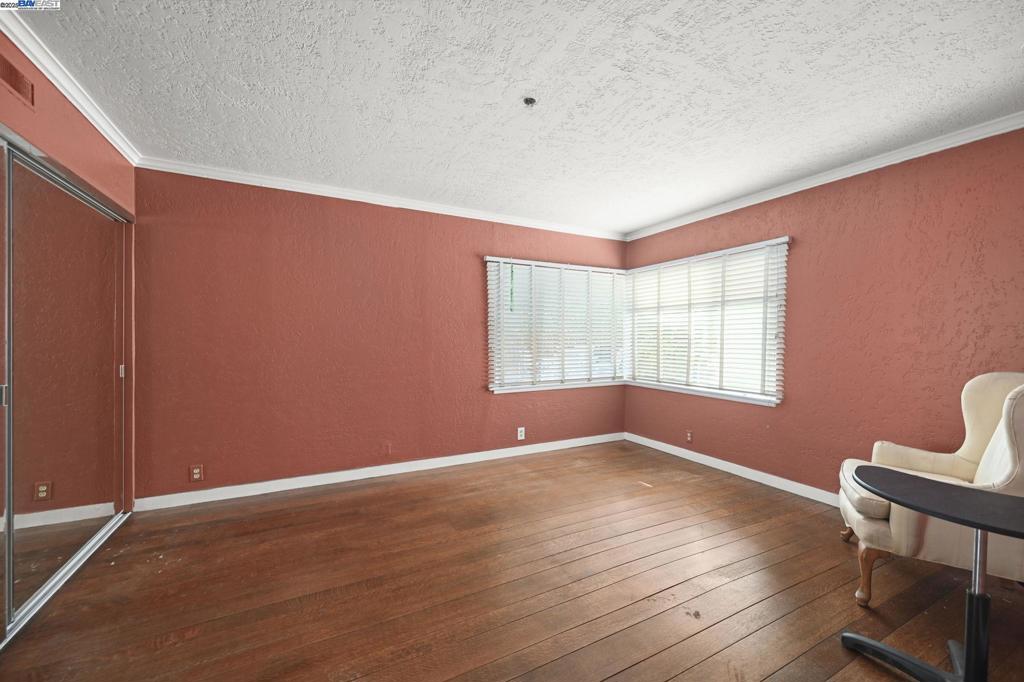 LAFAYETTE HILLS - Residential