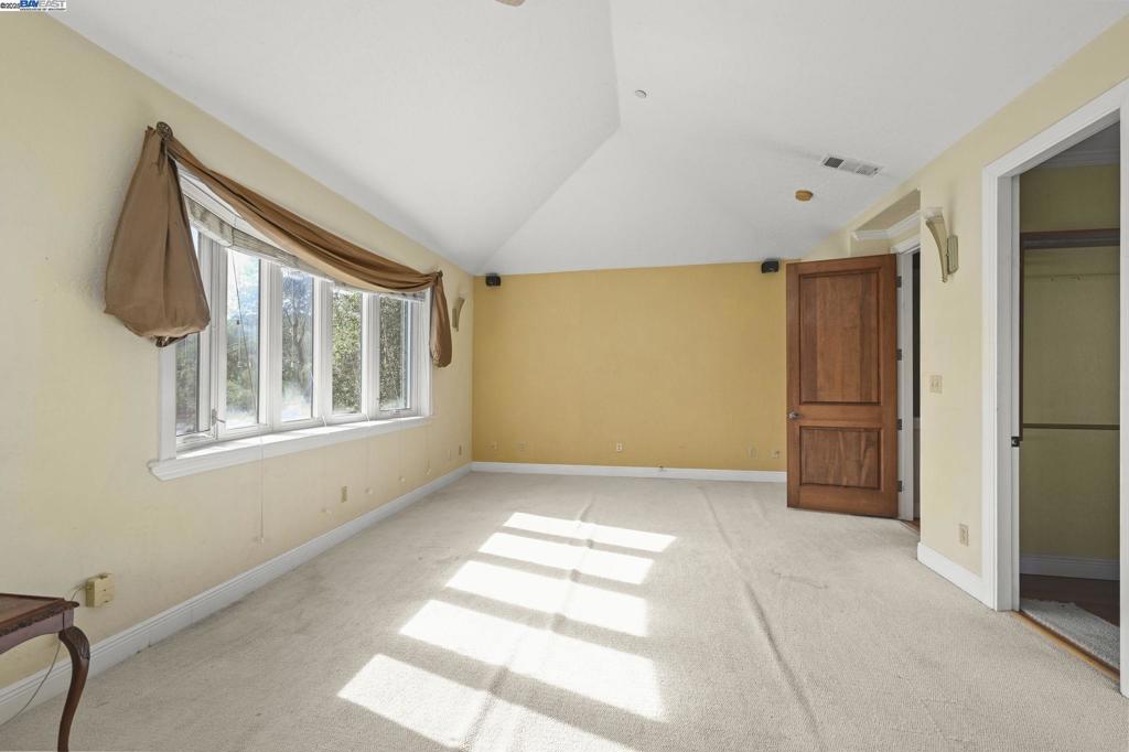 LAFAYETTE HILLS - Residential